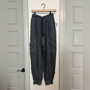Urban Outfitters Baggy Cargo Joggers